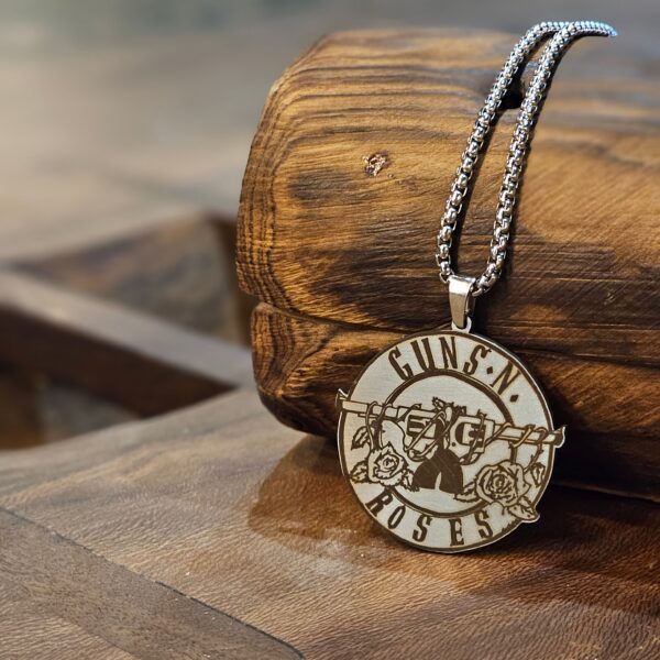 گردنبند گانز اند روزز (Guns N’ Roses)