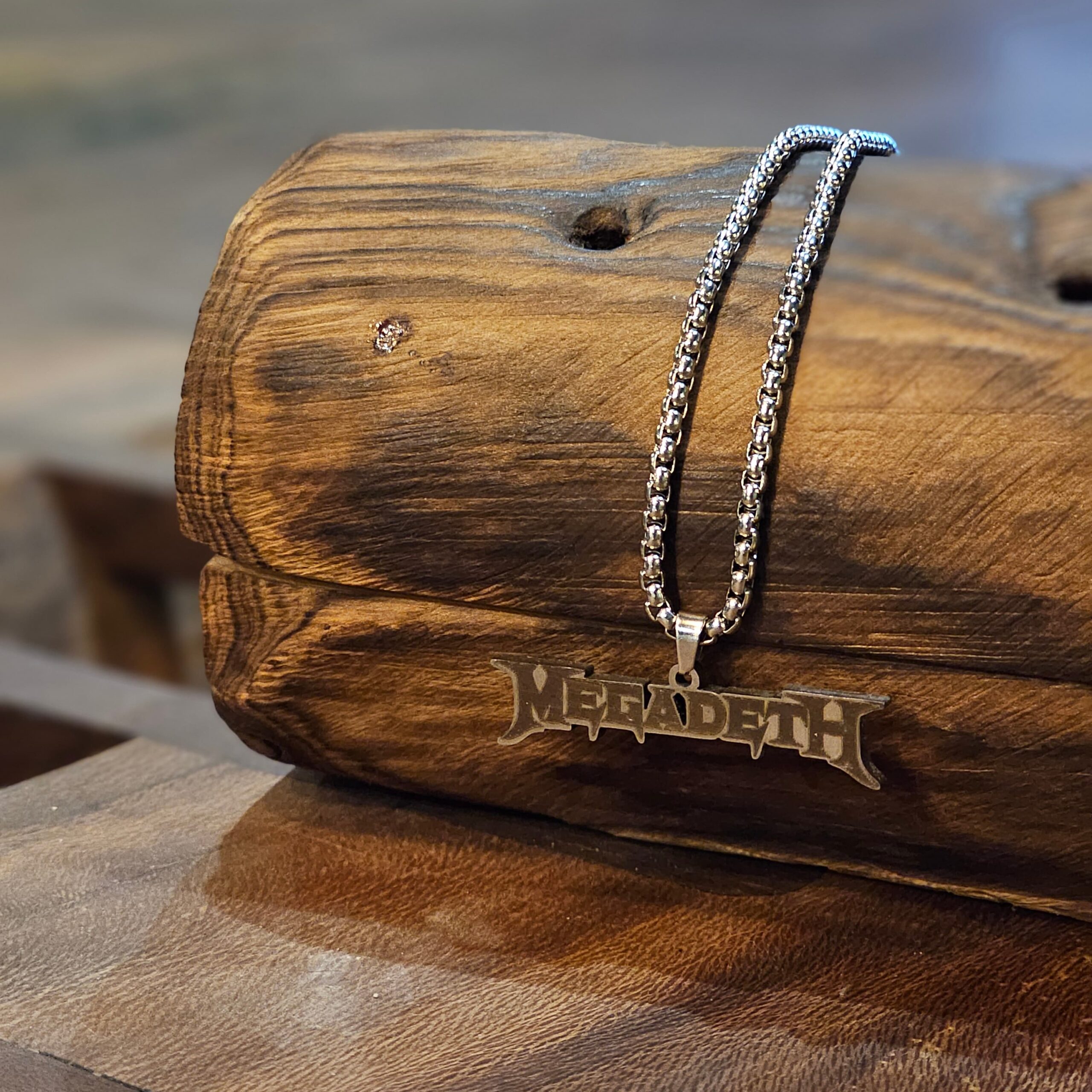گردنبند مگادث (Megadeth) گردنبند مگادث (Megadeth)
