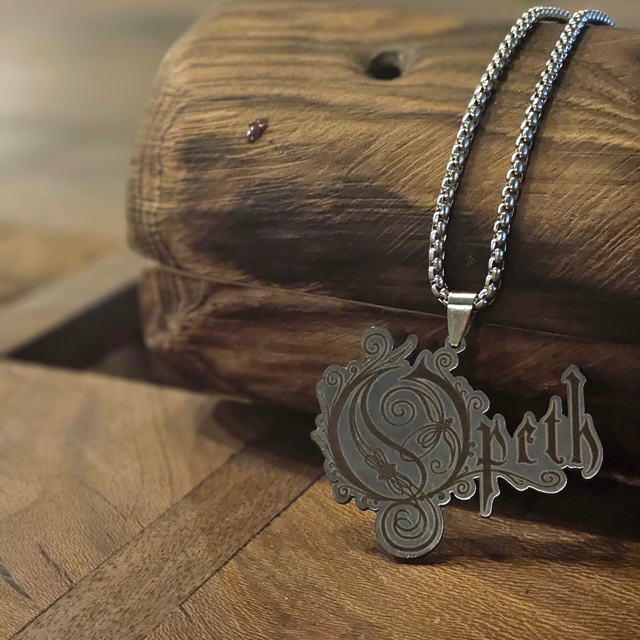 گردنبند اپث (Opeth) گردنبند اپث (Opeth)