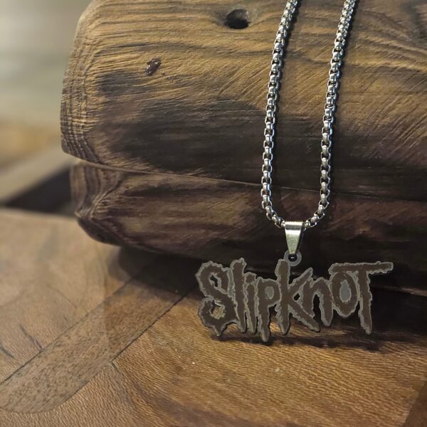گردنبند اسلیپ‌نات (Slipknot)