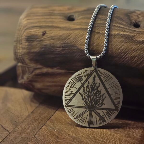 گردنبند بیهموث (Behemoth)